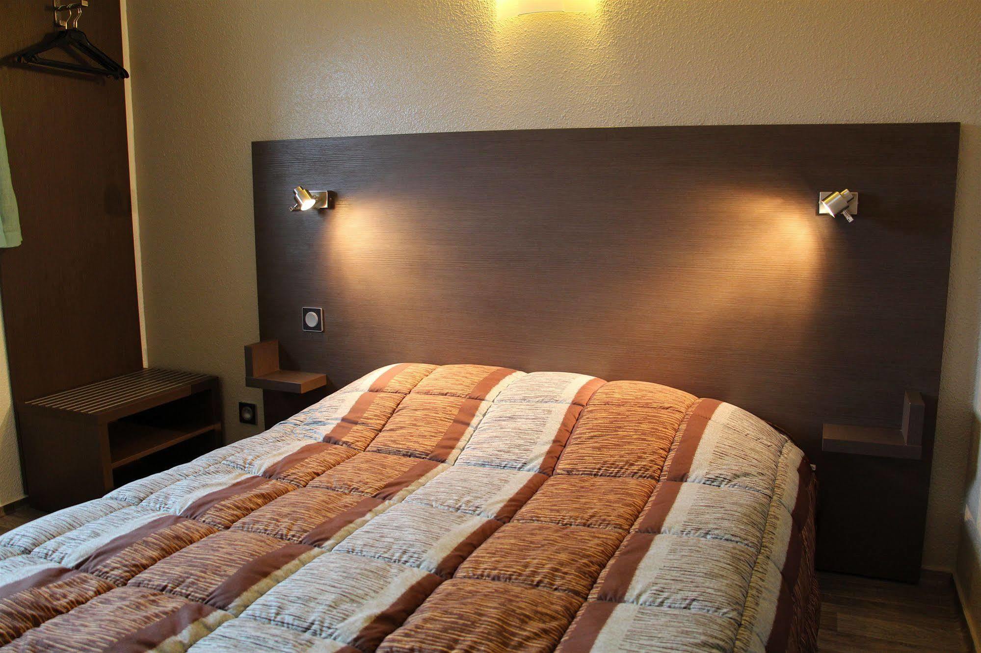 Hotel 1Ere Etape Vaulx-en-Velin Eksteriør billede